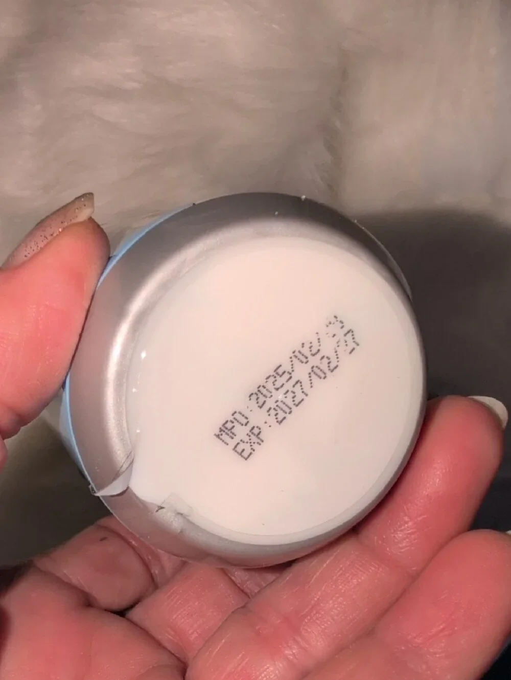 Blue 'Thank U, Next' Lipstick Case Can Keychain With Wipes Inside